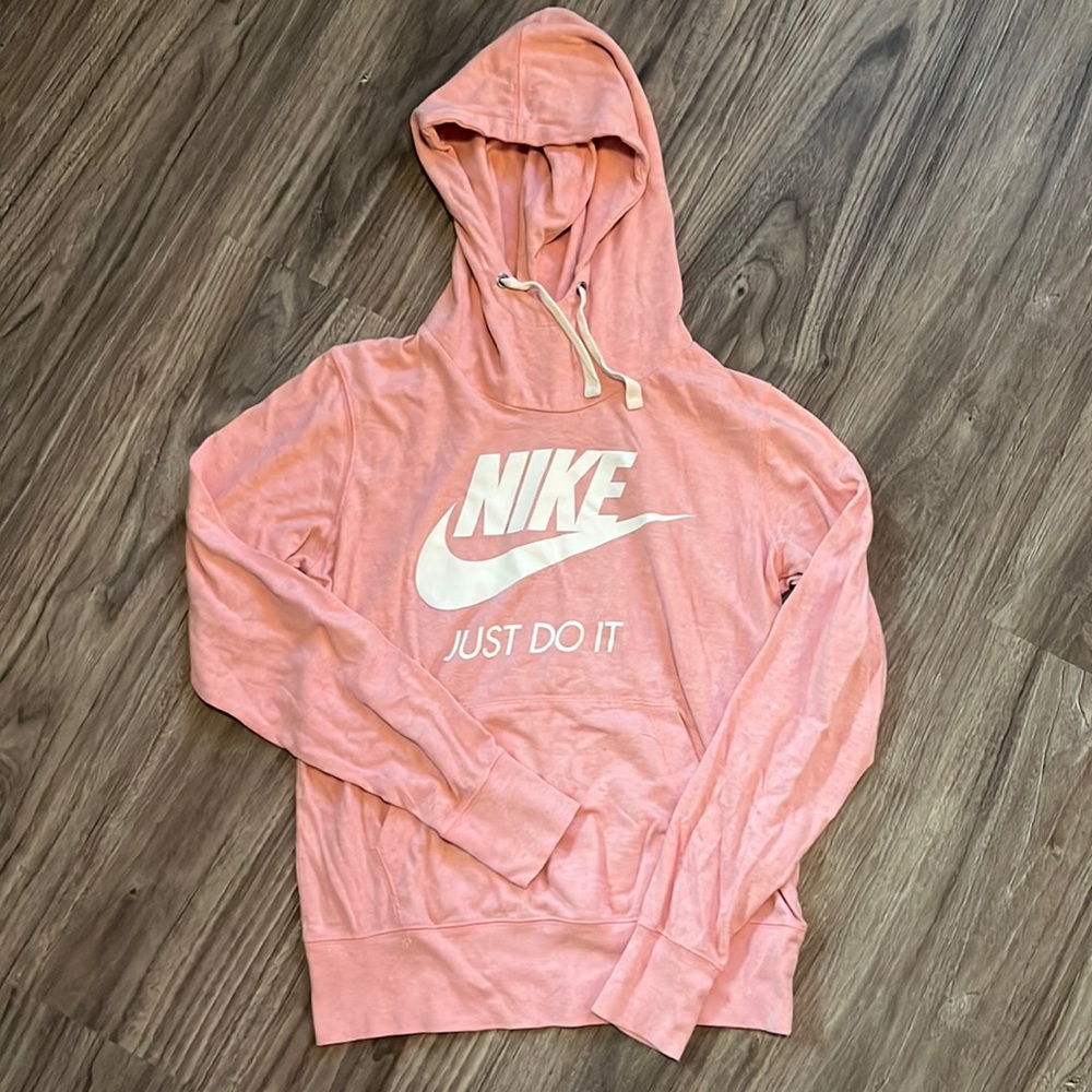 Pink Nike hooded long sleeve size M